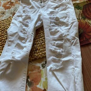 Great distressed pants! White!